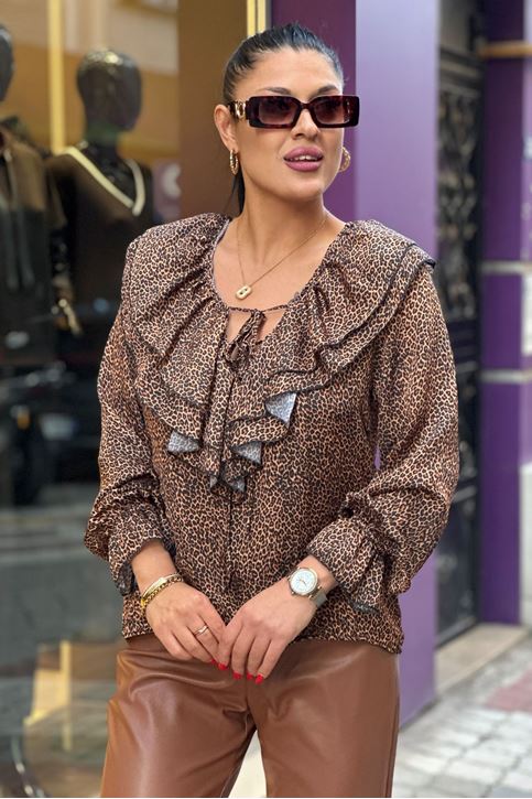 Yakası Volanlı Bilekleri Lastikli Leopar Bluz-Leopar