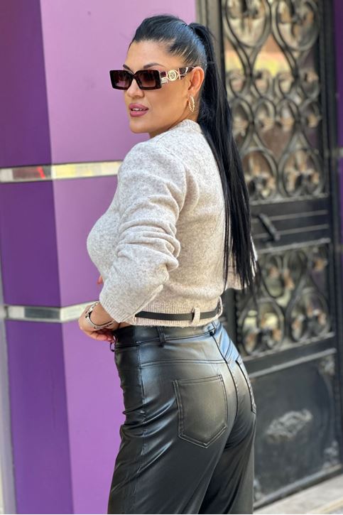 Yuvarlak Yaka Bel Kemerli Yün Kazak-Krem