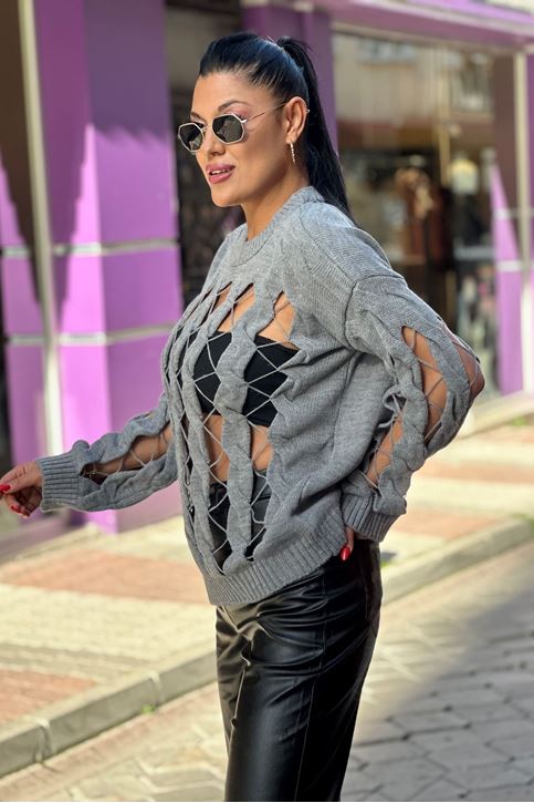 Kol Örgü Detay Ön Pencereli Triko Kazak-Gri