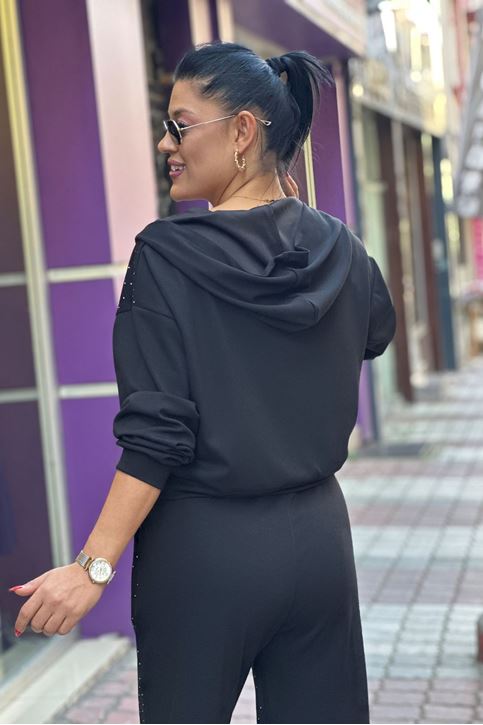 Ön Tamamen Taş Detay Bol Paça İkili Takım-Siyah