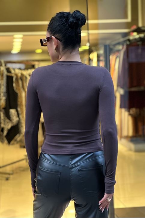 Parmak Geçirmeli Dar Likralı Bluz-Kahve