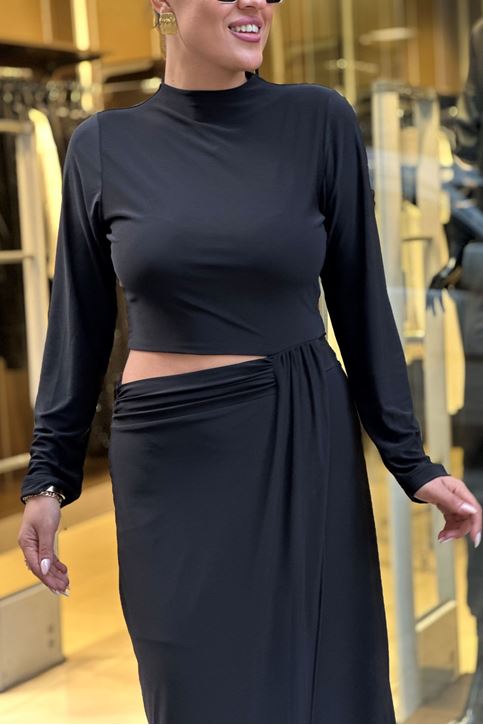 Bel Açık Yırtmaclı Midi Boy Elbise-Siyah