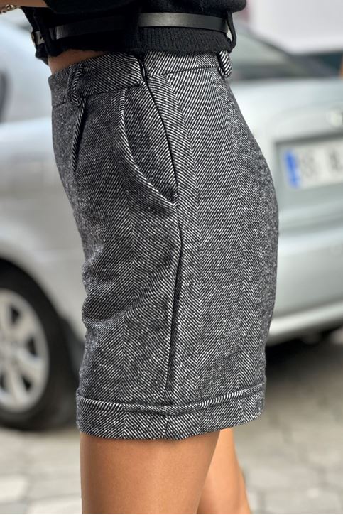 Paçası Katlamalı Yüksek Bel Kaşe Şort-Füme