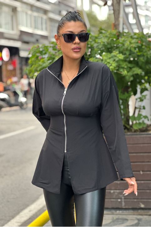 Bel Oturmalı Ön Fermuarlı Gömlek-Siyah