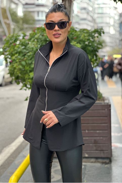 Bel Oturmalı Ön Fermuarlı Gömlek-Siyah