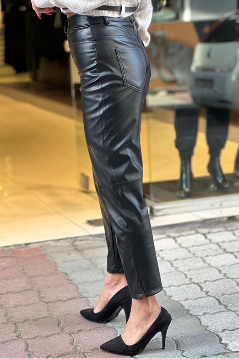 Yüksek Bel Cep Görünümlü Diz Çımalı Deri Pantolon-Siyah