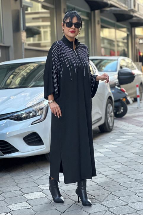 Çilek Doku Omuzları Taşlı Salaş Elbise-Siyah