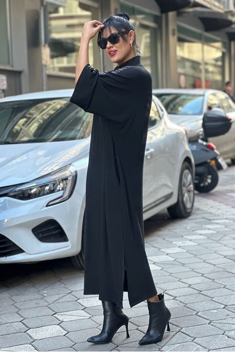 Çilek Doku Omuzları Taşlı Salaş Elbise-Siyah