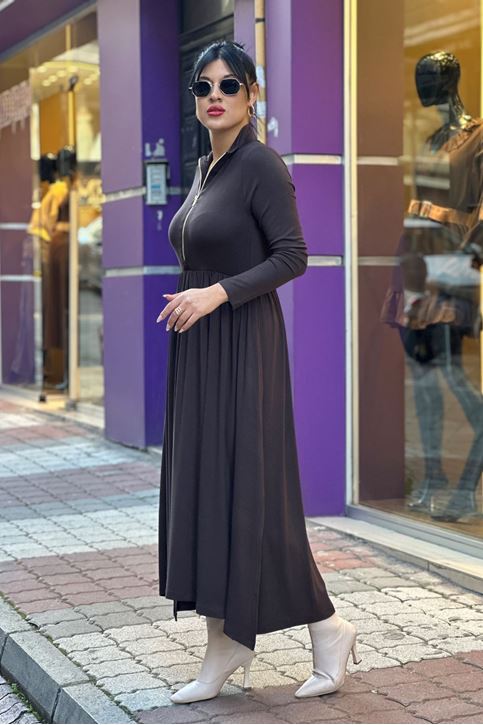 Balıkcı Yaka Yarım Fermuarlı Midi Boy Elbise-Kahve