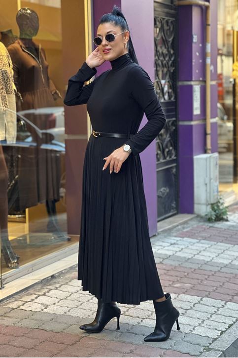 Dik Yaka Kemerli Eteği Pileli Mid Boy Elbise-Siyah