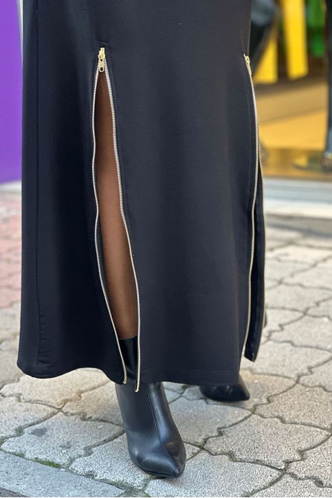 Omuz Ve Eteği Fermuarlı Midi Boy Elbise-Siyah