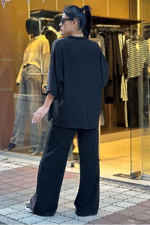 Omuzları ve Paçaları Taşlı İkili Takım-Siyah