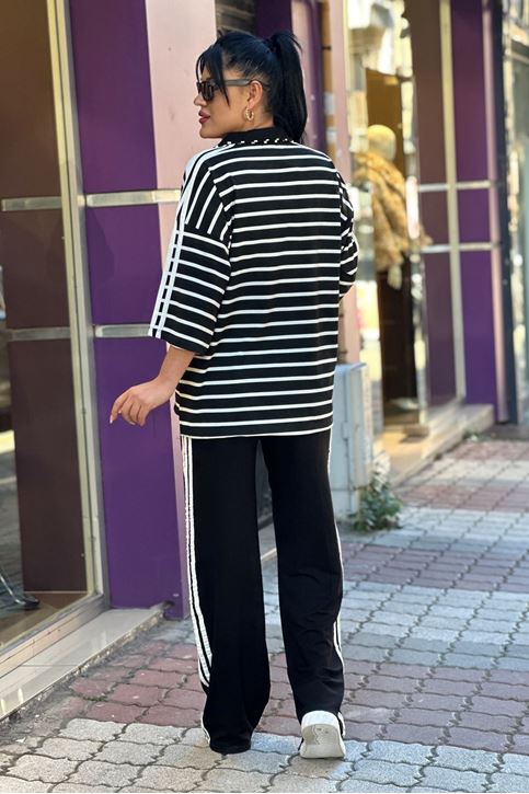 Yaka Zincir Detay Çizgili İkili Takım-SiyahBeyaz