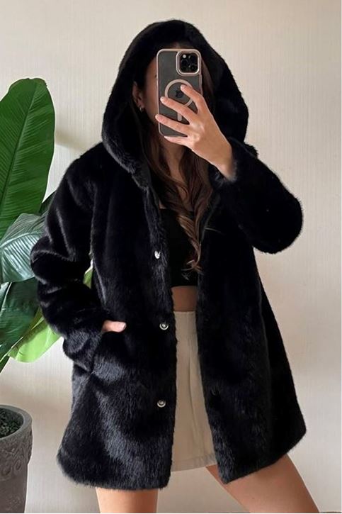 Kapşonlu Çıtçıtlı Suni Tavşan Kürk Mont-Siyah