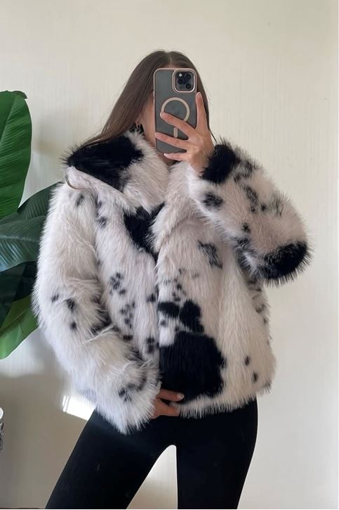 Dalmaç Desen Yakalı Cepli Kürk Mont-Siyah