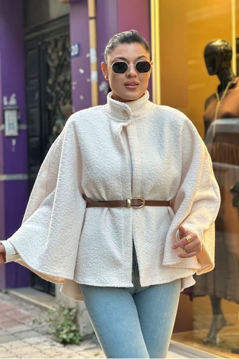 Buklet Doku Yaka Düğmeli Kemerli Panço-Krem