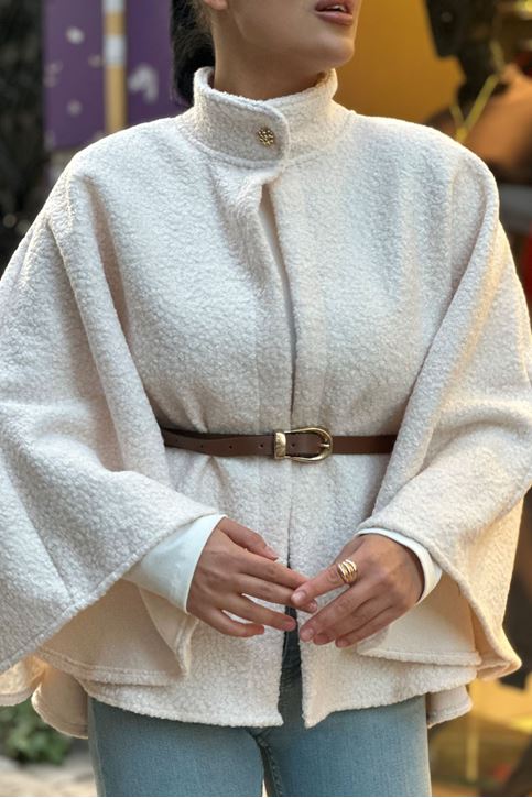 Buklet Doku Yaka Düğmeli Kemerli Panço-Krem