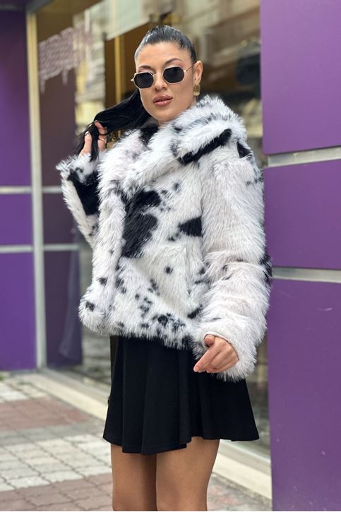 Dalmaç Desen Yakalı Cepli Kürk Mont-Siyah