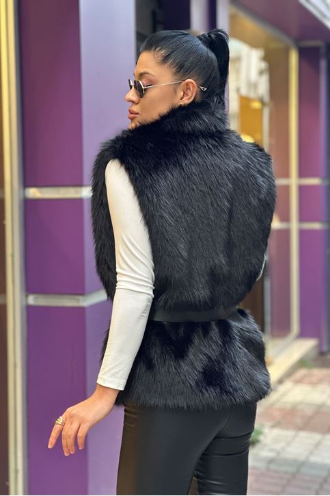 Deri Kemerli Kürk Yelek-Siyah