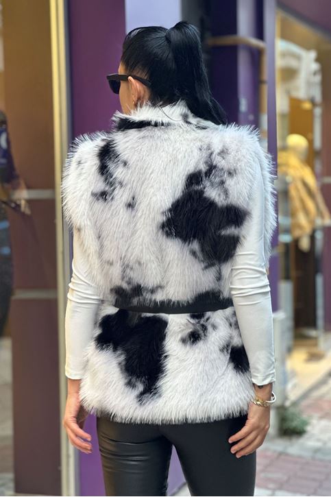 Dalmaç Desenli Deri Kemerli Kürk Yelek-Siyah