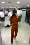 Dik Yaka Beli Bağcıklı Takım-Kremit