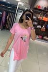 Ön Kuş Nakışlı Yan Yırtmaçlı Yuvarlak Yaka Tshirt-Pembe