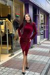 Dik Yaka Yan Büzgülü Kadife Elbise-Bordo