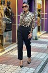 Vatkalı Alt Lastik Detaylı Leopar Desen Bluz-Leopar